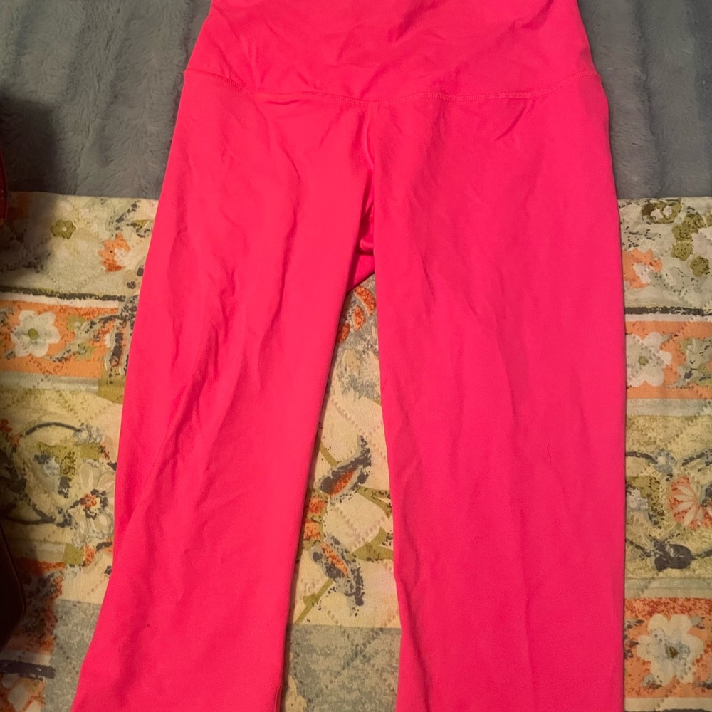 NWOT Victoria secret sport Capri leggings